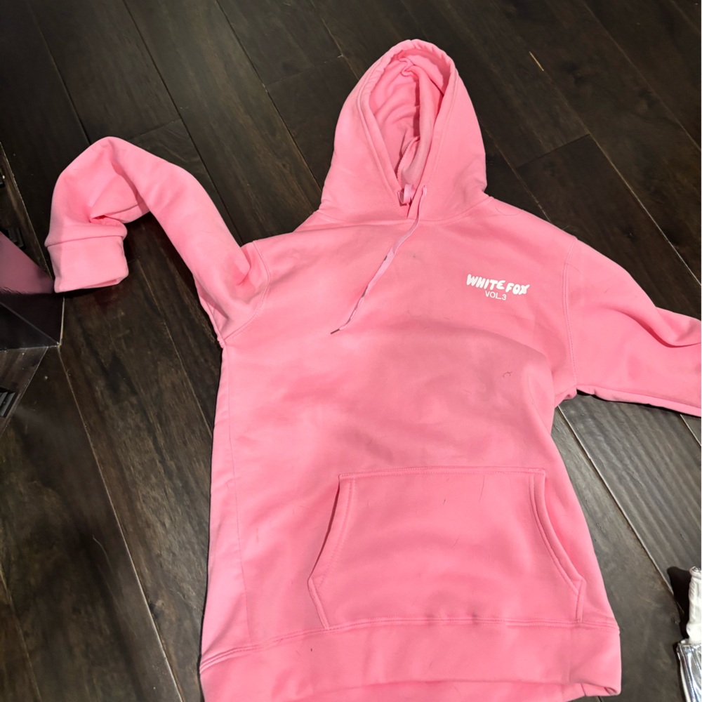 White fox dupe hoodie